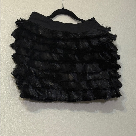 Chic Black Layered Mini Skirt - Picture 1 of 3